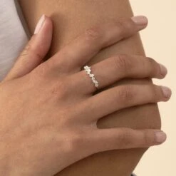 Bague Fine PLEIADES - Cristal / Argenté -Femini Boutique 02220489 136 52 M1