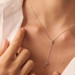 Collier Mi-long ETREINTE - Cristal / Argenté 5 Collier Mi-long ETREINTE - Cristal / Argenté -Femini Boutique 02623698 136 TU M1