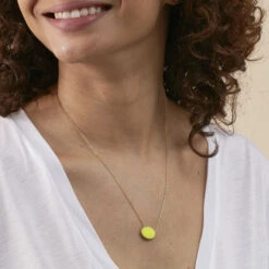 Collier Mi-long ATMA - Amazonite/ Jaune 8 Collier Mi-long ATMA - Amazonite/ Jaune -Femini Boutique 02690140 780 TU M1